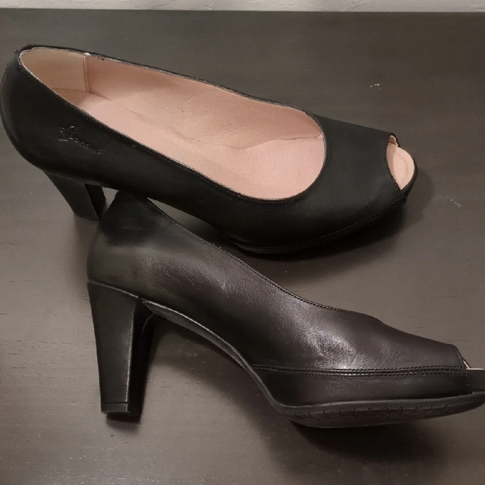DorKing Black Peep-Toe Heels Quiet Luxury Comfort Sexy Open Toe High Quality - Picture 5 of 6